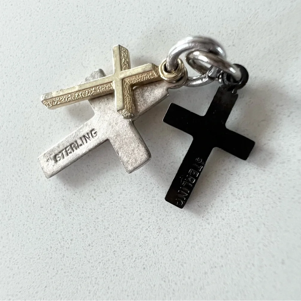 ⭐️ 3 Vintage Sterling Silver Mini Cross Charms - Picture 1 of 6